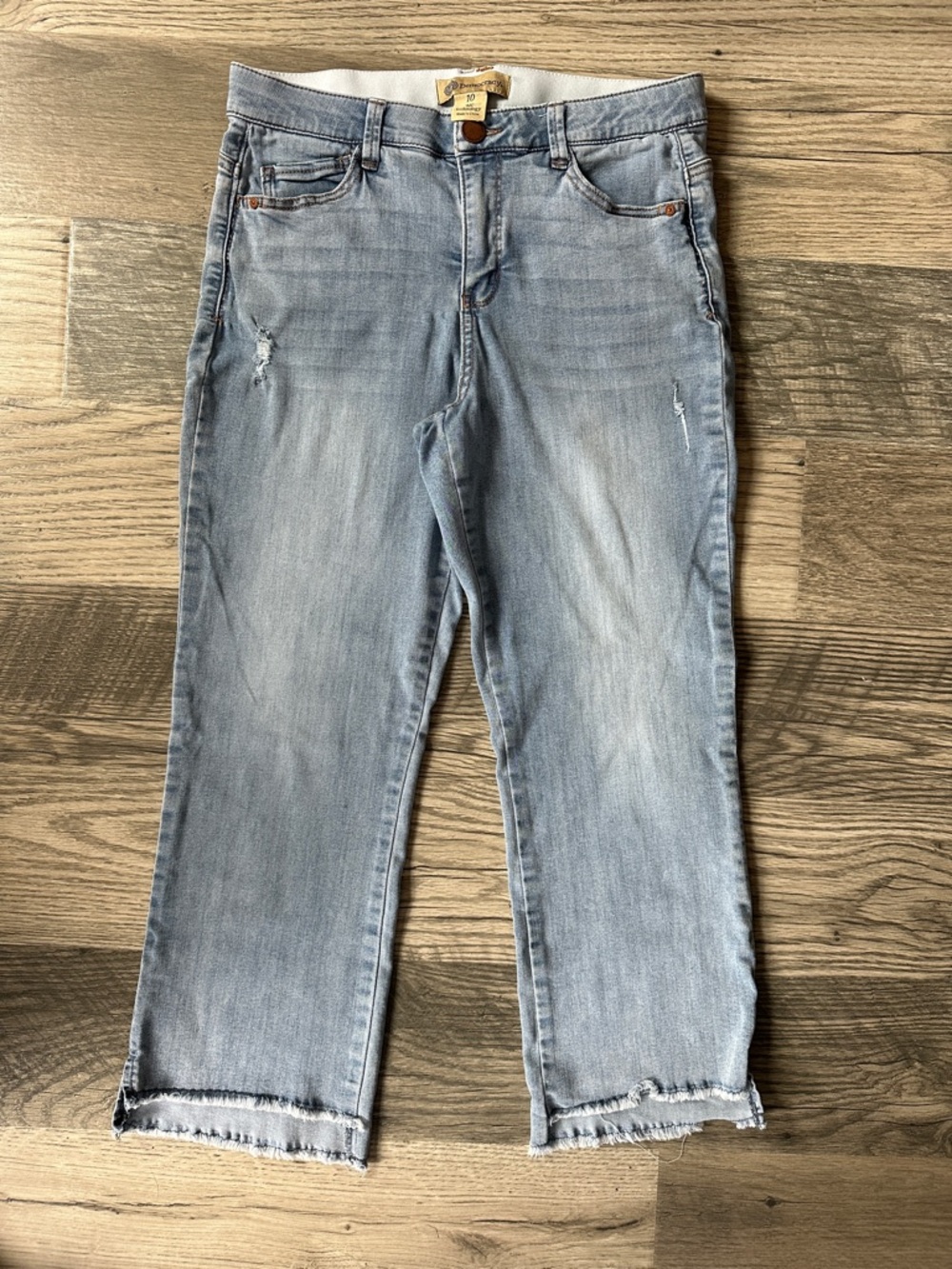 Democracy Ab-technology denim jeans light blue raw hem women’s size 10
